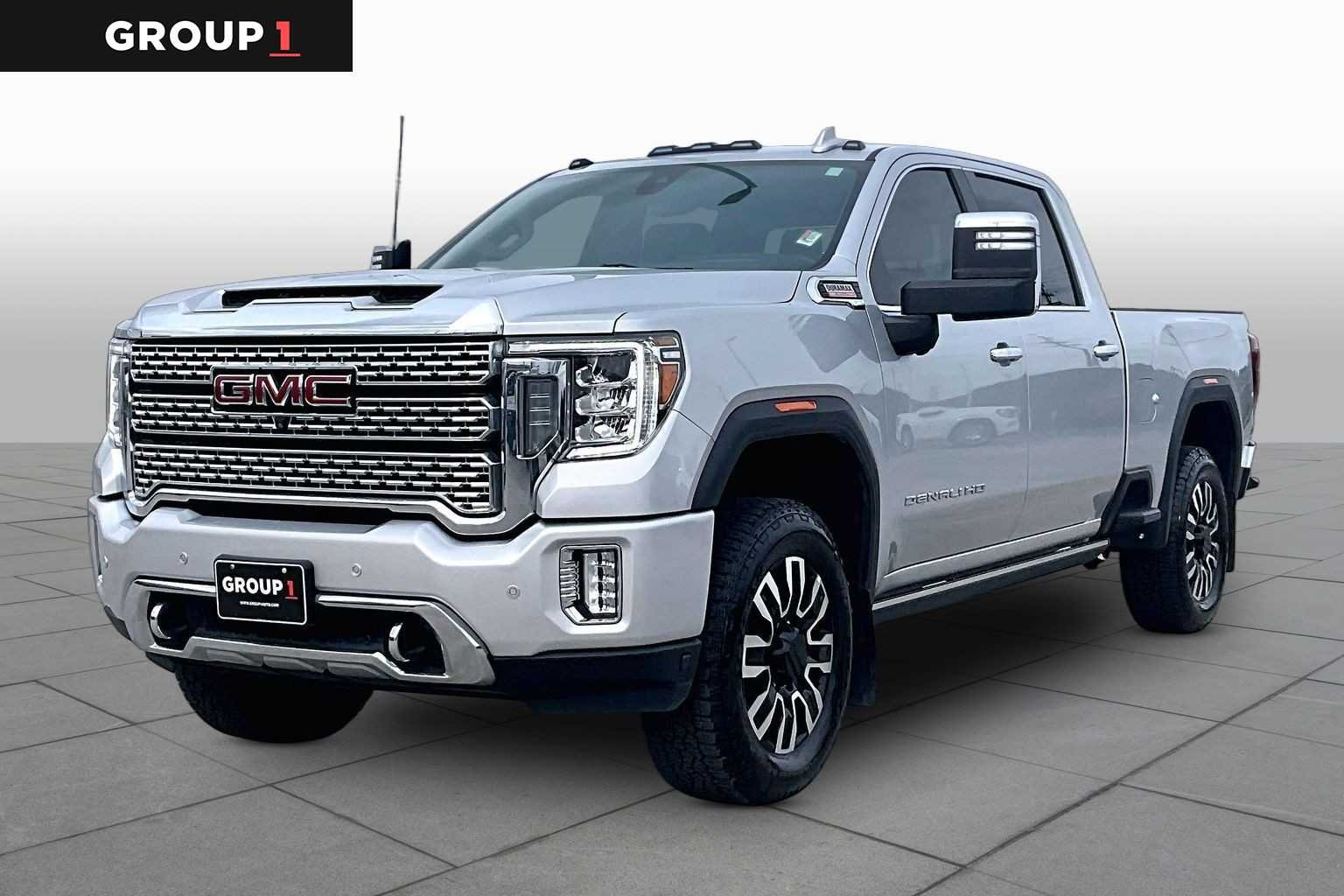 2023 GMC Sierra 4WD Crew Cab Standard Box Denali's photo