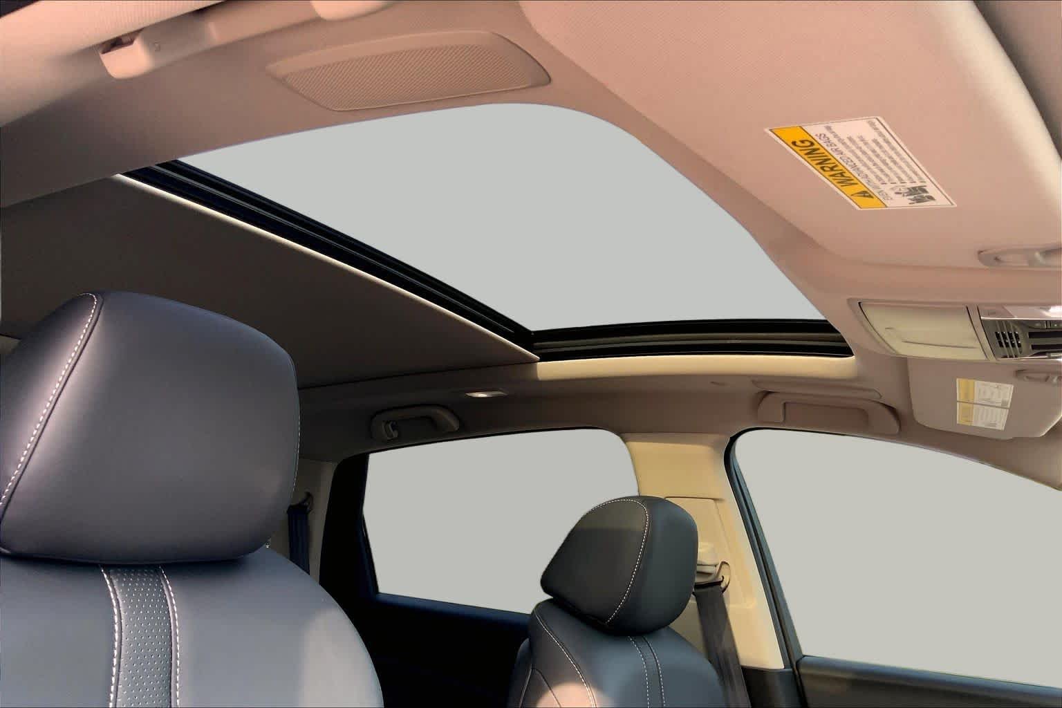 Used 2023 Liquid Carbon Metallic Acura w/Technology Package image 13