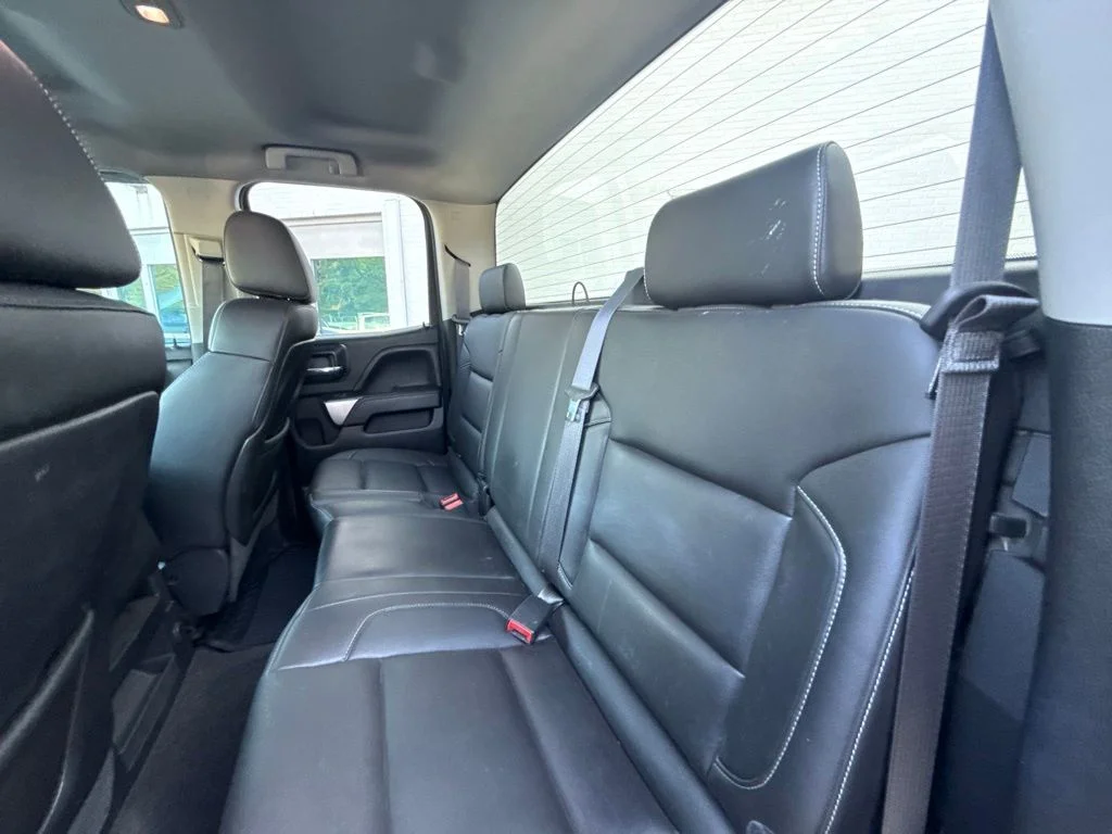 Used 2015 Silver Chevrolet LT image 44