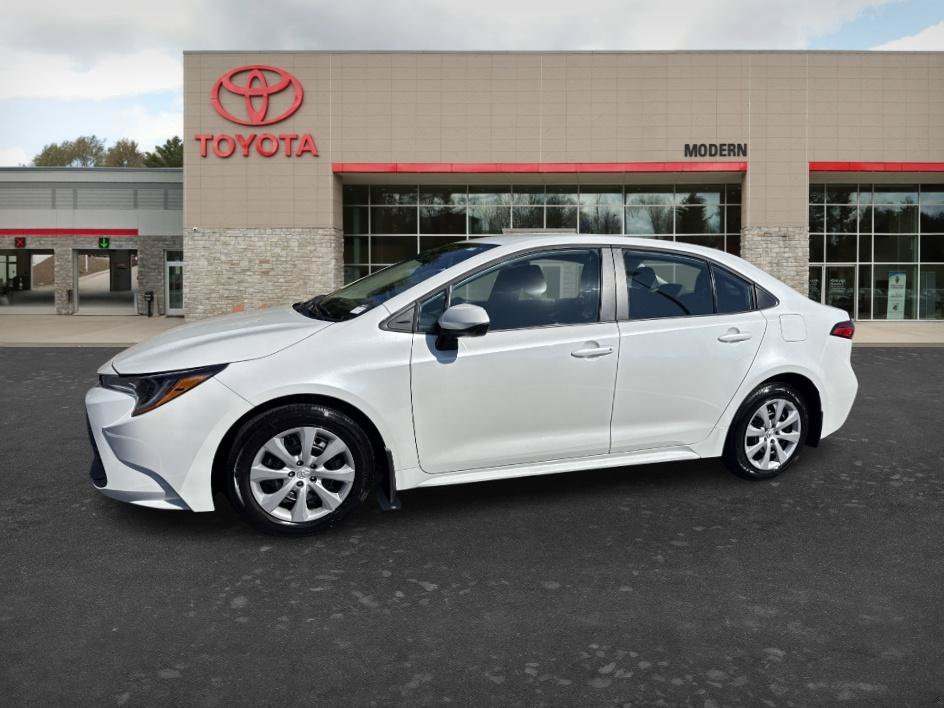 Used 2026 Pearl Toyota LE image 3