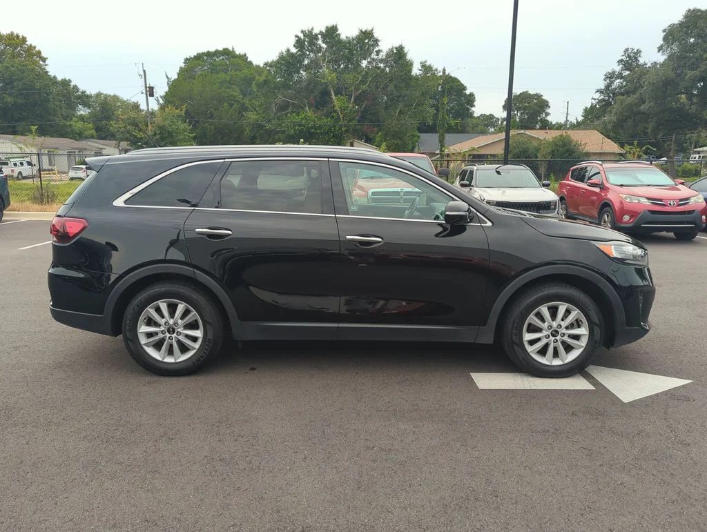 Used 2020 Black Kia LX image 8