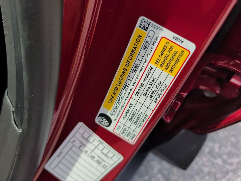 Used 2025 Crimson Metallic Chevrolet LT image 31