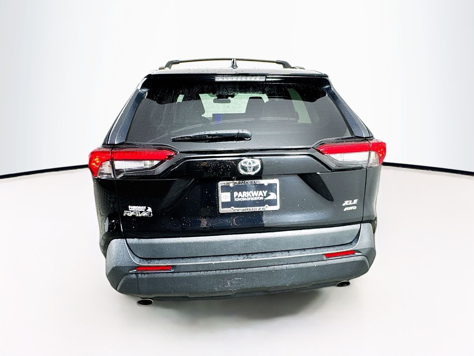 Used 2024 Black Toyota XLE Premium image 7