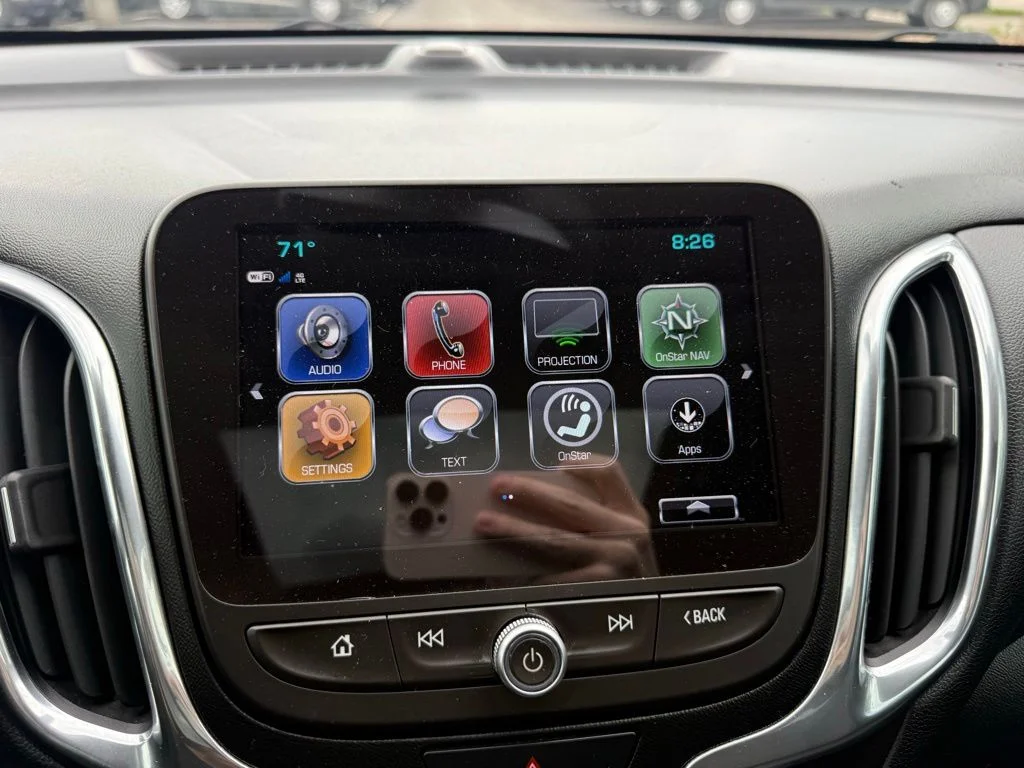 Used 2018 Gray Chevrolet LT image 23