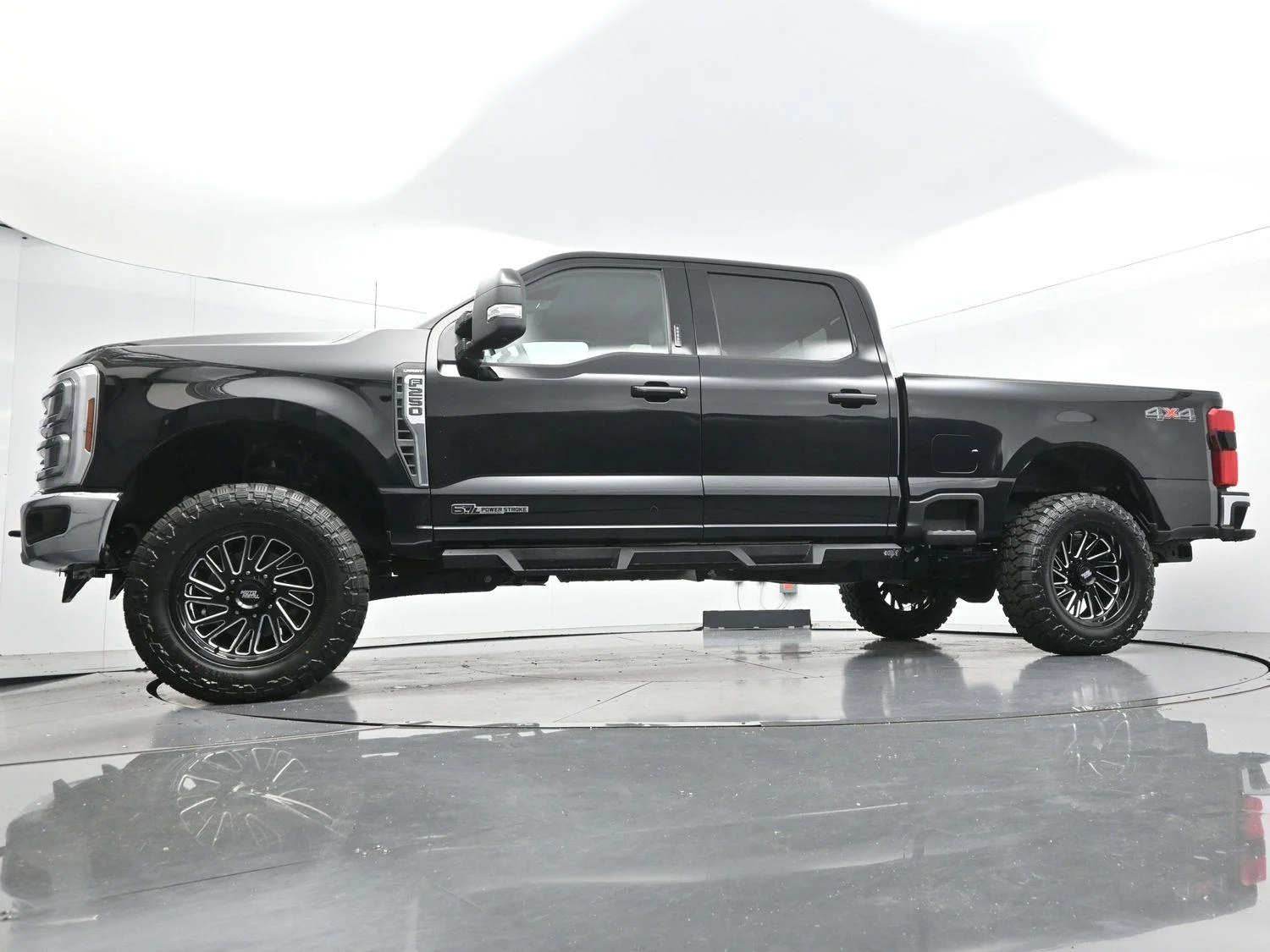 Used 2024 Agate Black Ford LARIAT image 49