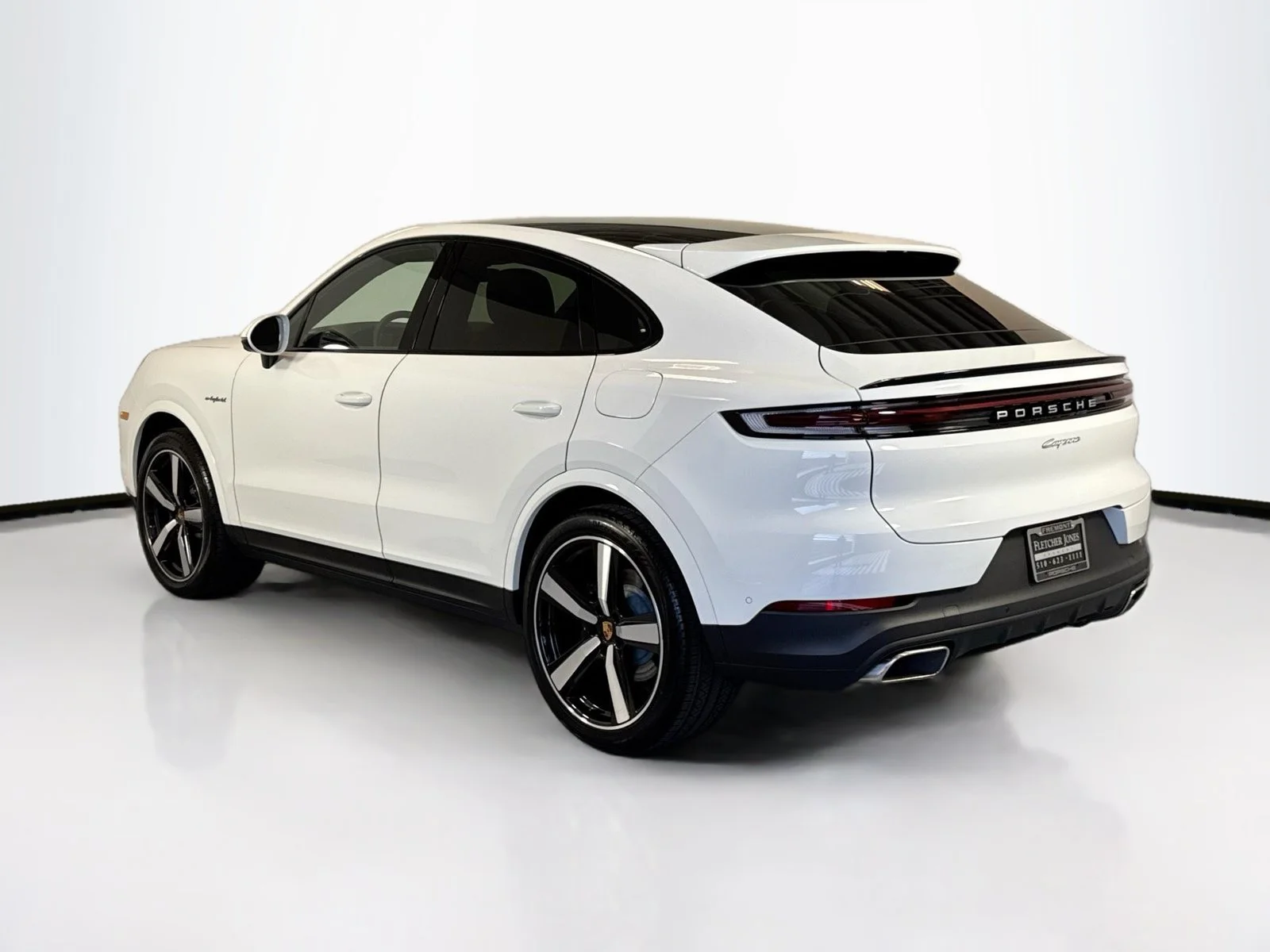 New 2025 White Porsche E-Hybrid image 3
