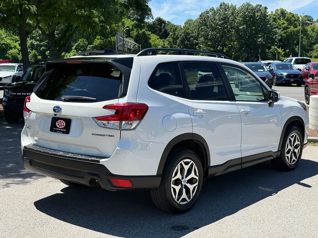 Used 2024 White Subaru Premium image 3