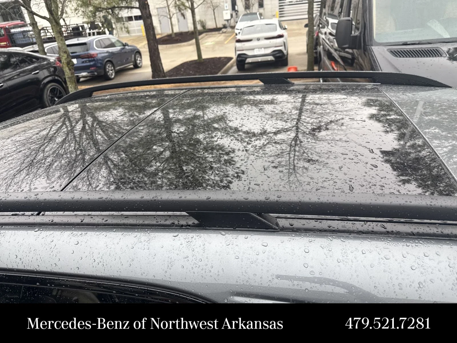 Used 2025  Mercedes-Benz  image 13