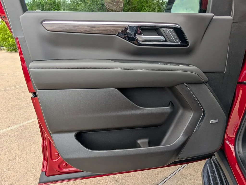 New 2026 Radiant Red Tintcoat Chevrolet LT image 13