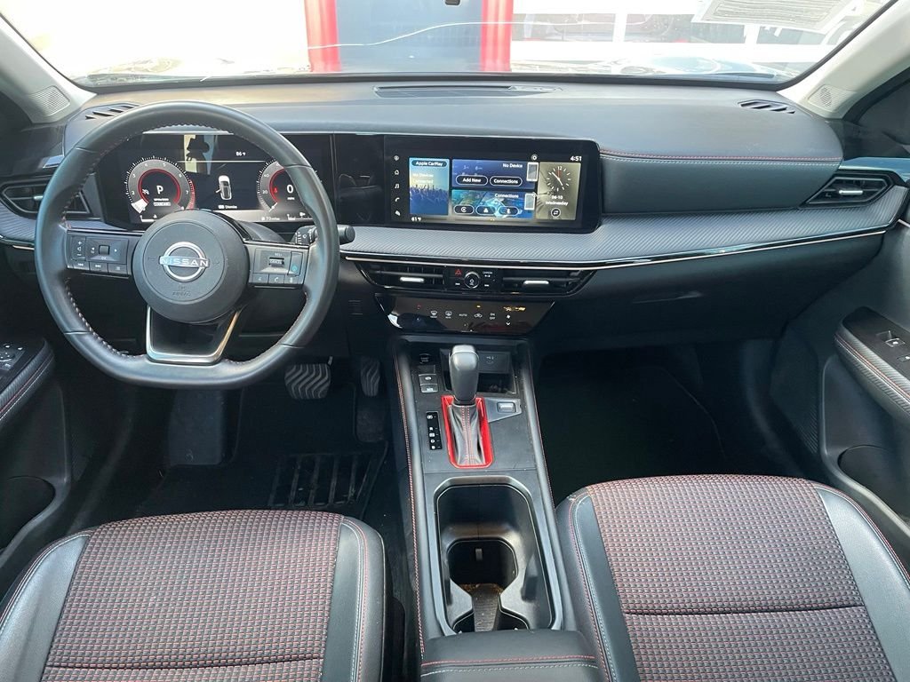 Used 2025 Gray Nissan SR image 11