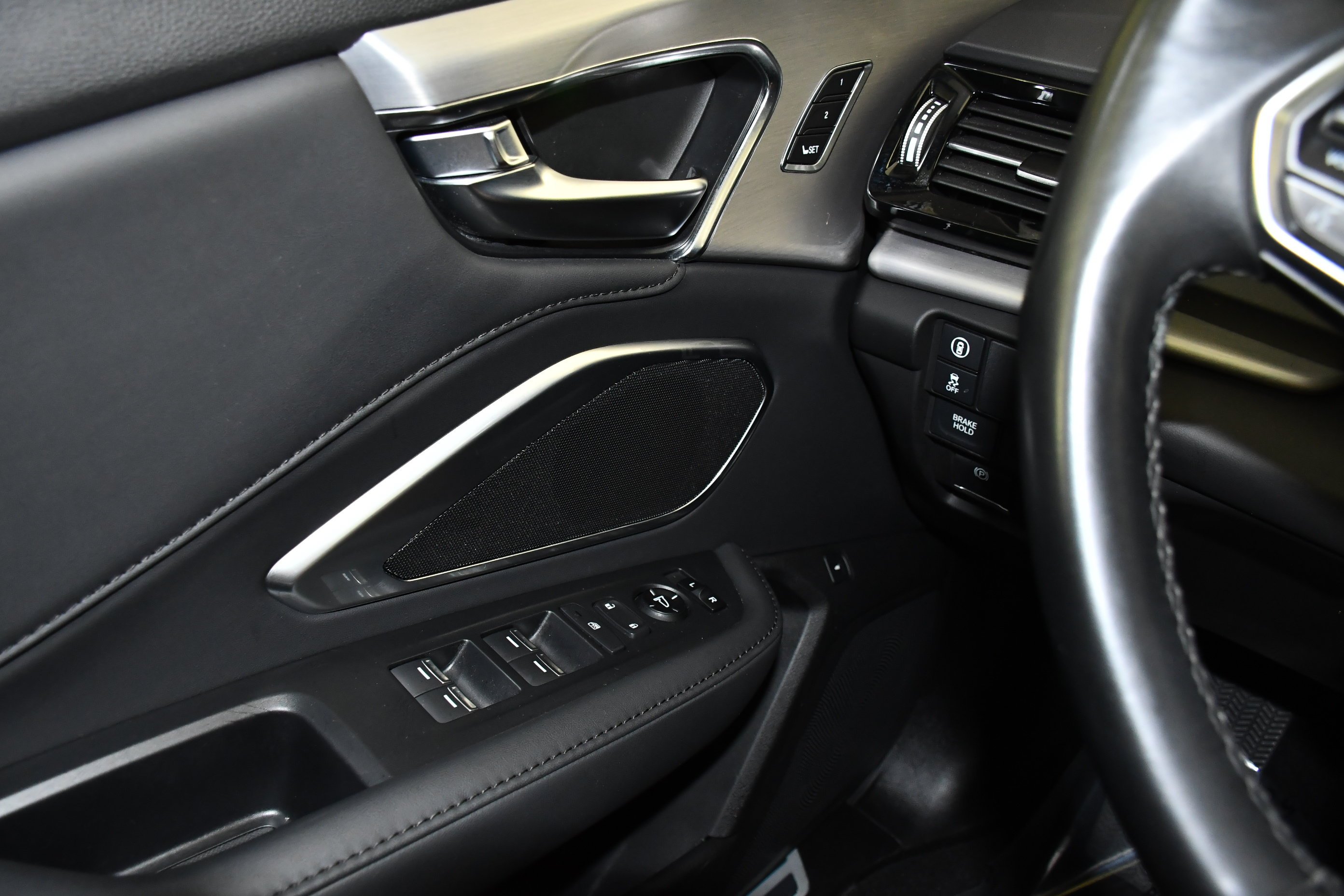 Used 2023 Platinum White Pearl Acura Base image 32