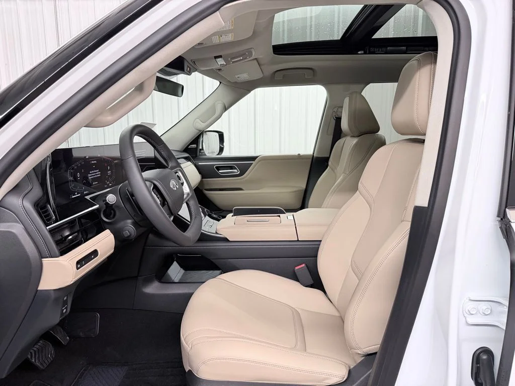 Used 2026 White INFINITI PURE image 10