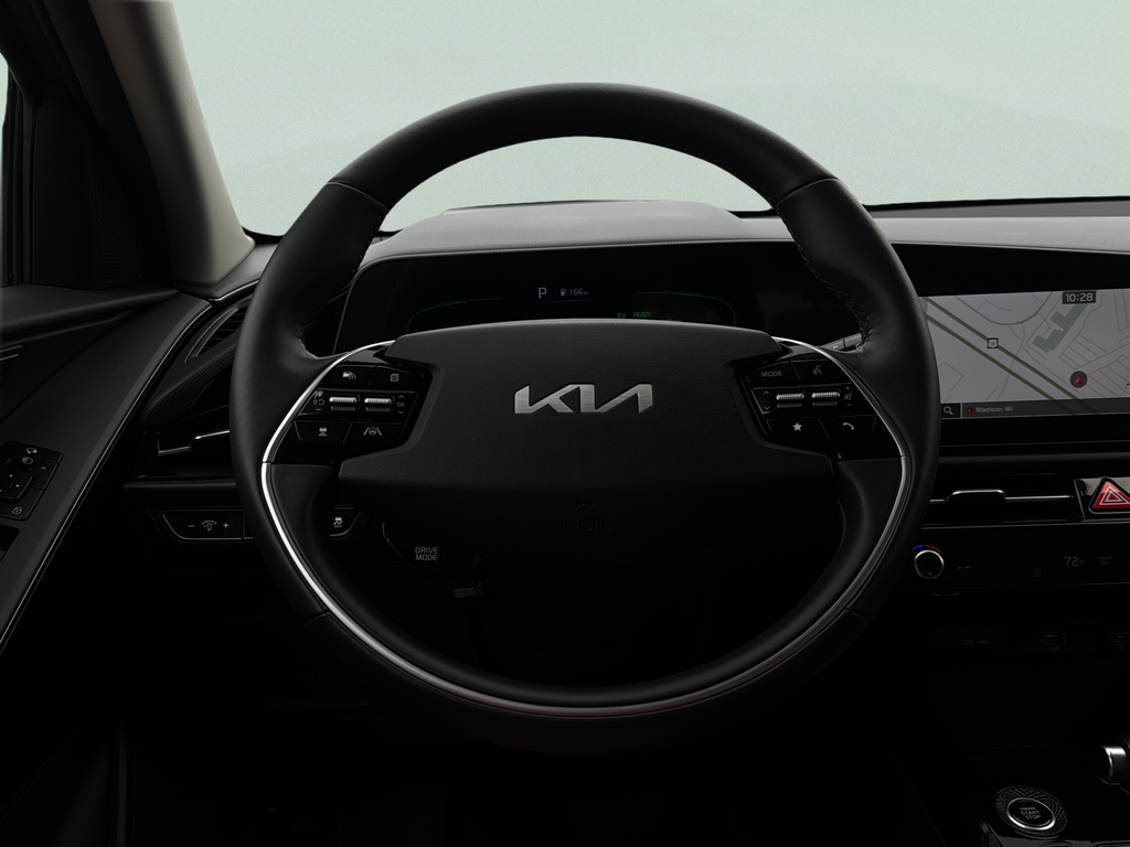 Used 2023 Cityscape Green Kia SX image 30