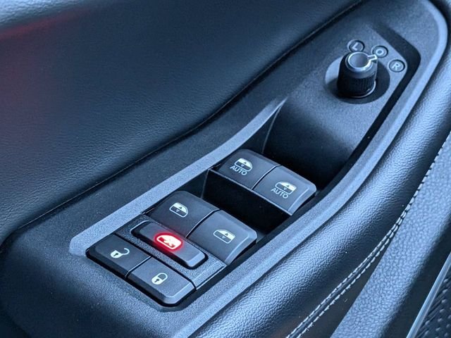 Used 2022 Gray Jeep Limited image 27