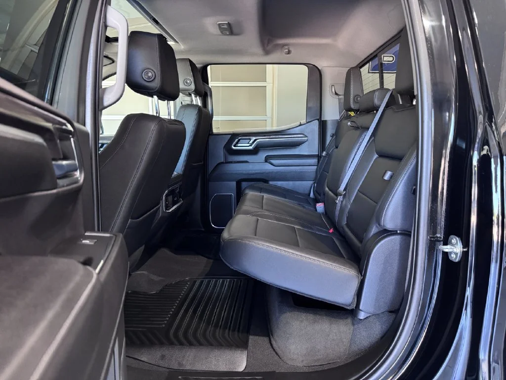 2023 Chevrolet Silverado 1500 LTZ - Photo 13