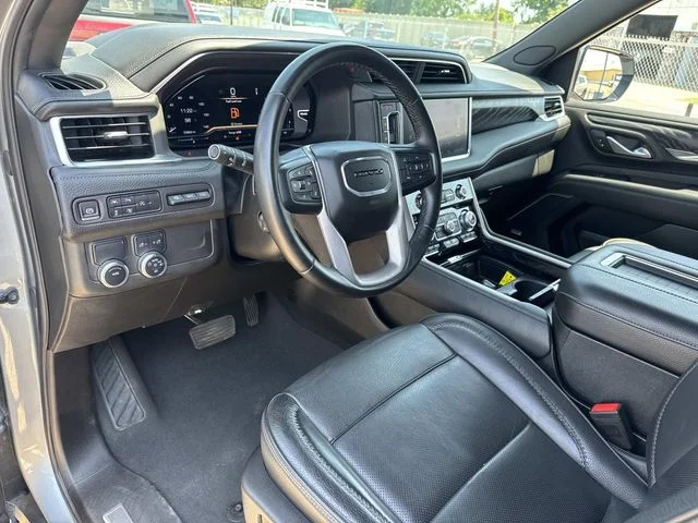 Used 2024 Silver GMC Denali image 35
