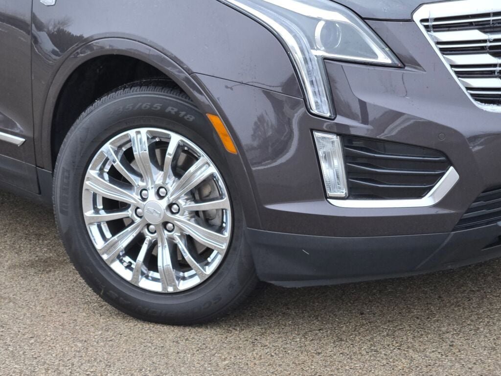 Pre-Owned 2019 Cadillac XT5 Luxury AWD SUV in Lincolnwood #P4639A