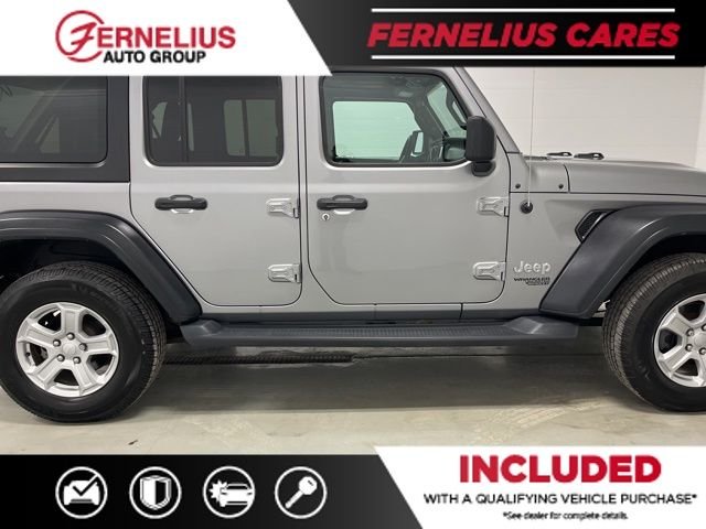 Used 2018 Silver Jeep Unlimited Sport S image 8