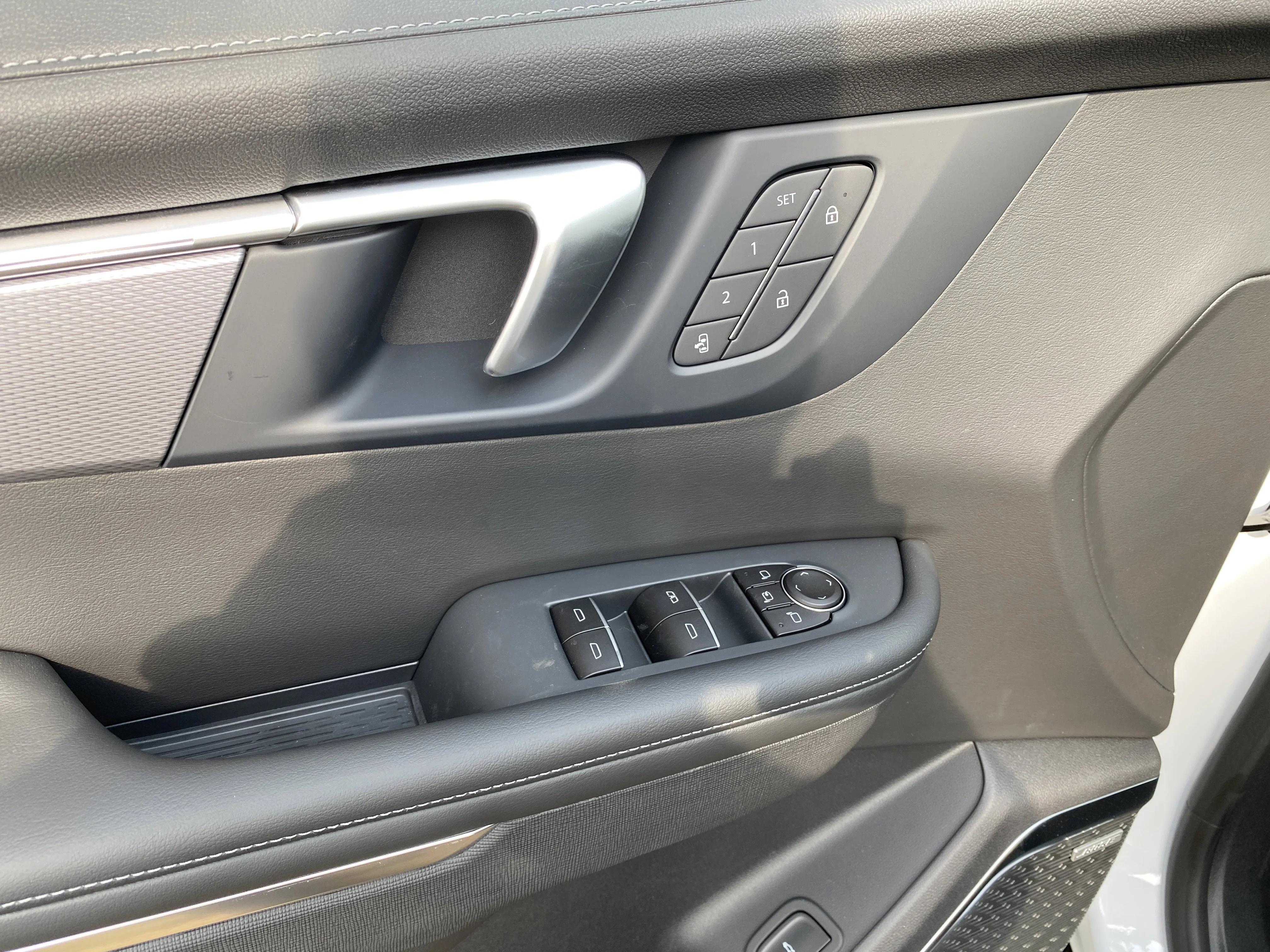 New 2026 Summit White Buick Sport Touring image 22