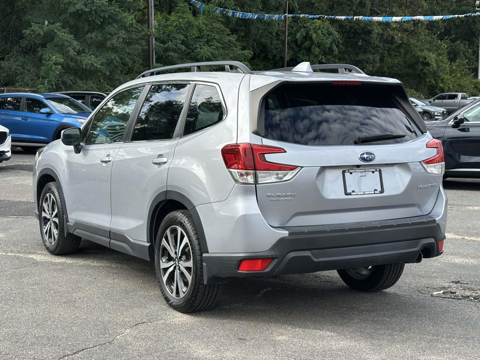 2022 Subaru Forester Limited - Photo 8