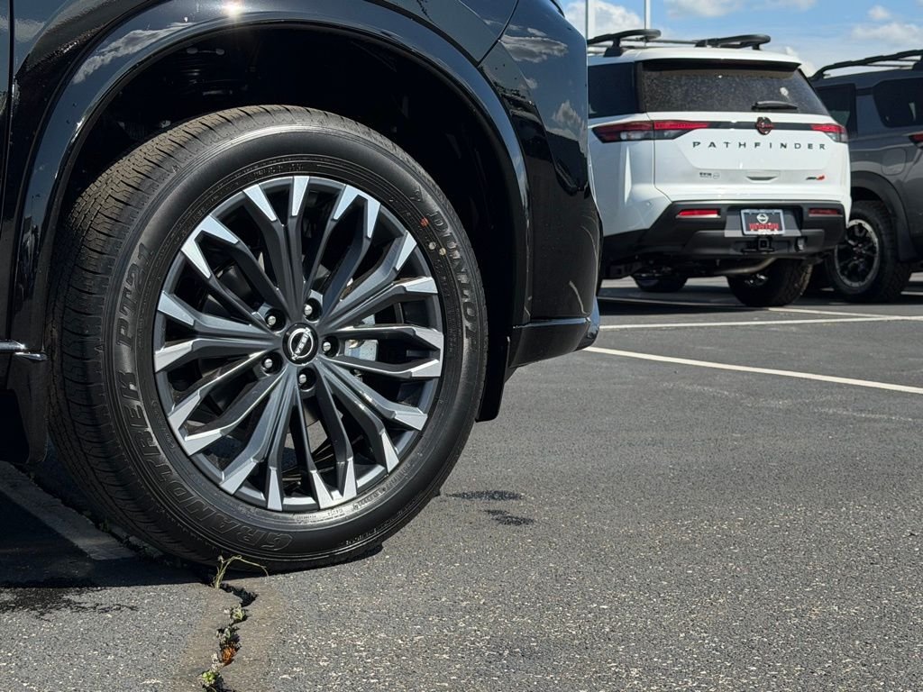 New 2026 Super Black Nissan Platinum image 37