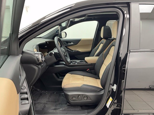 Certified Used 2025 Mosaic Black Metallic Chevrolet ACTIV image 10