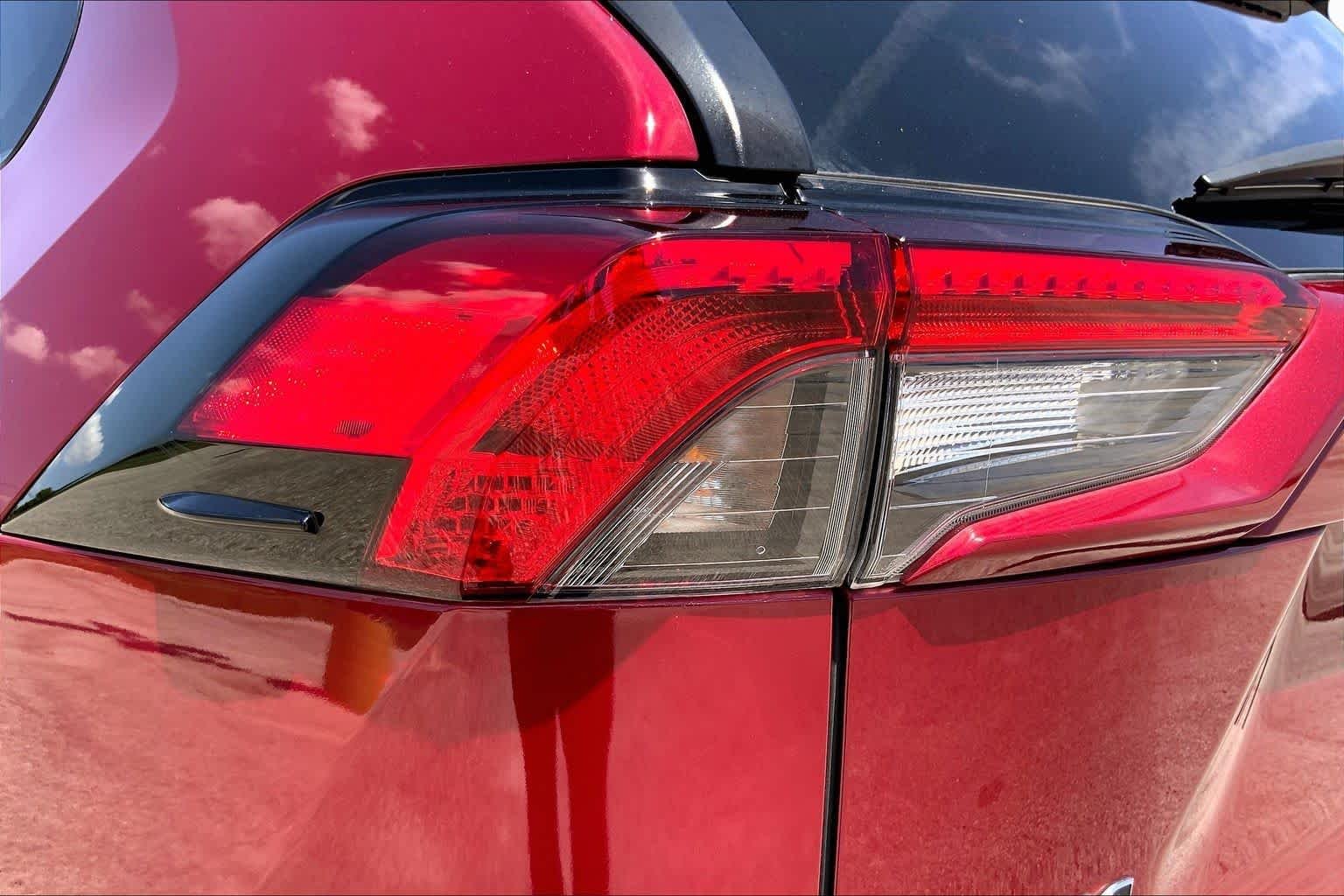 Used 2024 Ruby Flare Pearl Toyota XLE Premium image 28