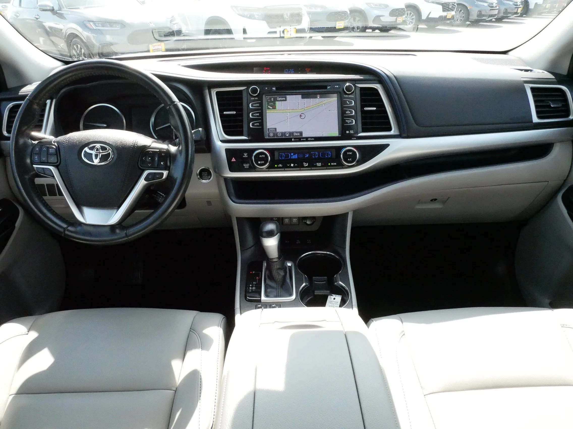 Used 2019 Celestial Silver Metallic Toyota XLE image 10