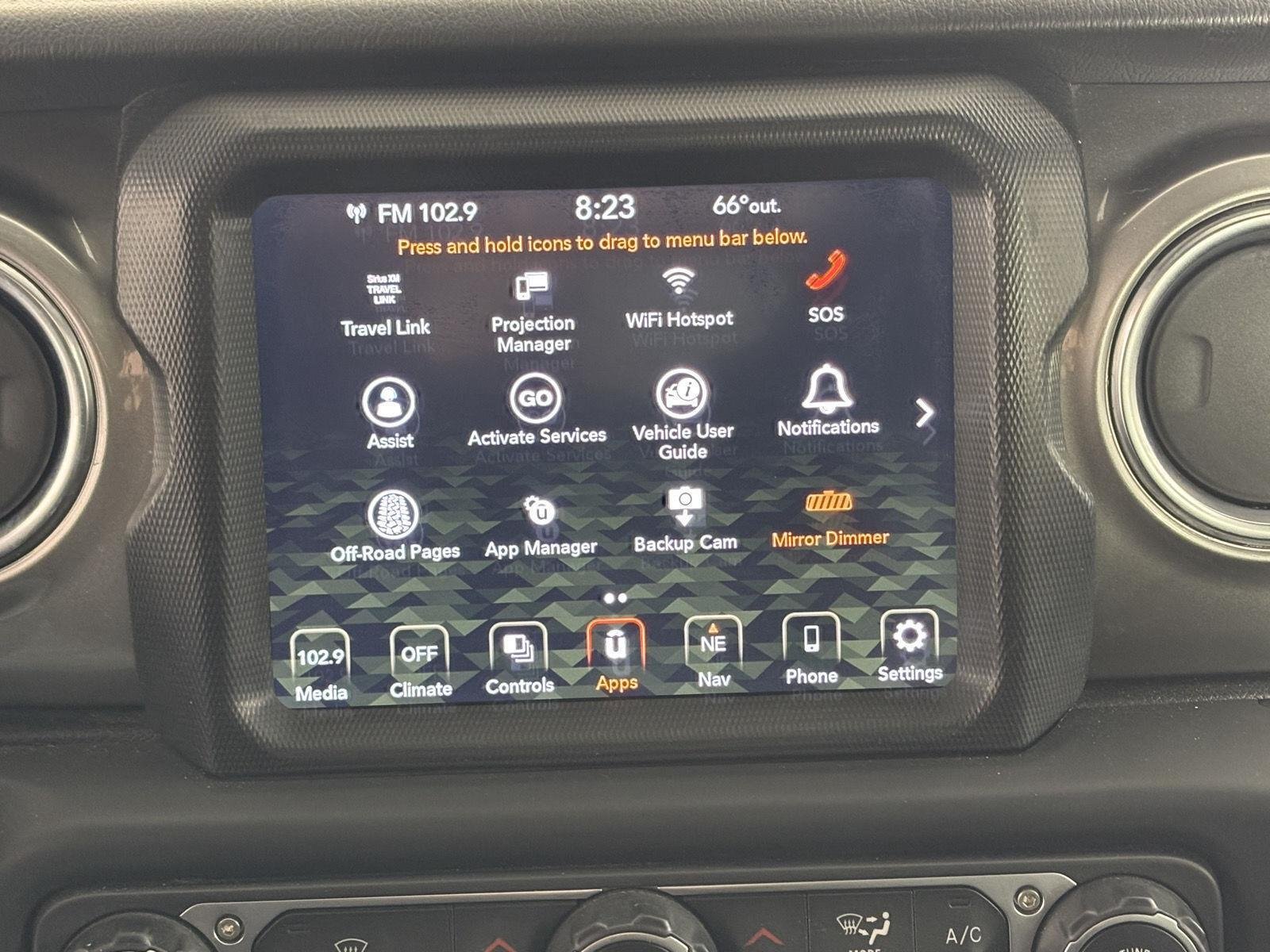 Used 2020 Billet Silver Metallic Jeep Sahara image 37