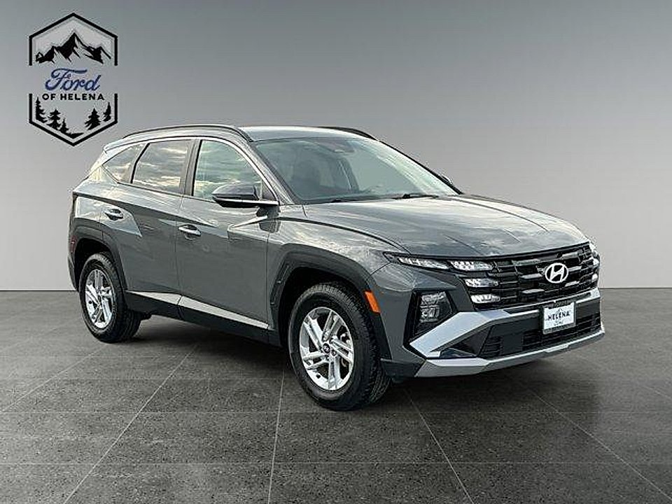 Used 2025 Hampton Gray Hyundai Preferred AWD image 7