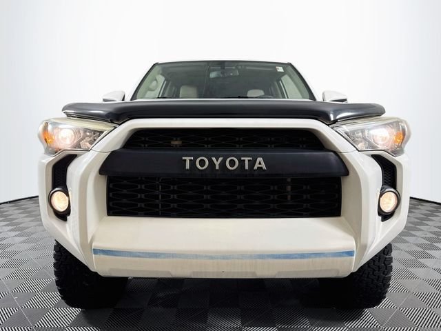 2019 Toyota 4Runner SR5 Premium - Photo 11