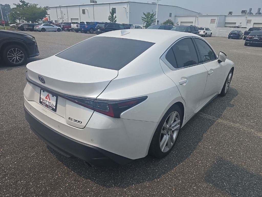 Used 2024 White Lexus 300 image 5