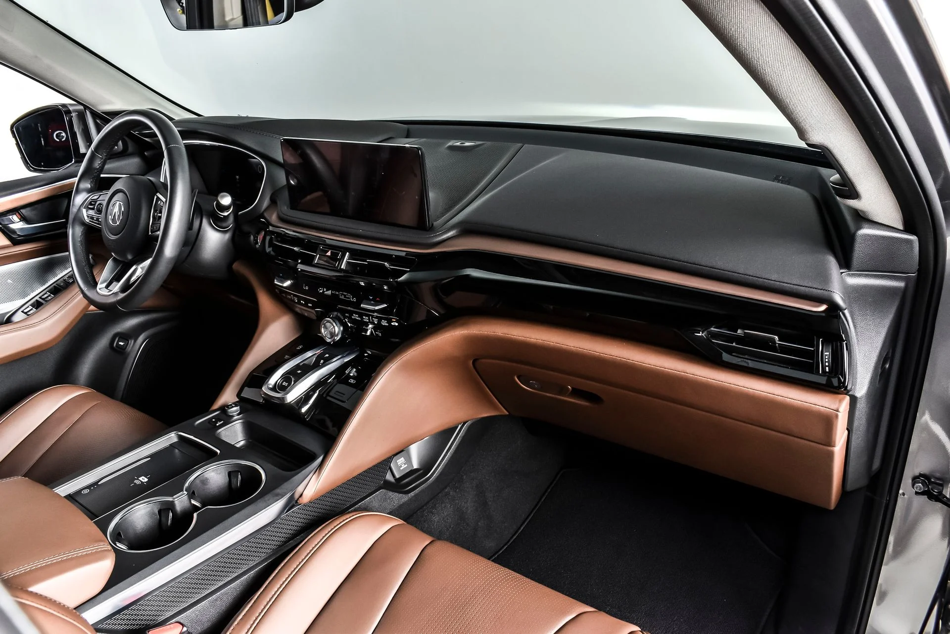 Used 2025 Majestic Black Pearl Acura Technology Package image 19
