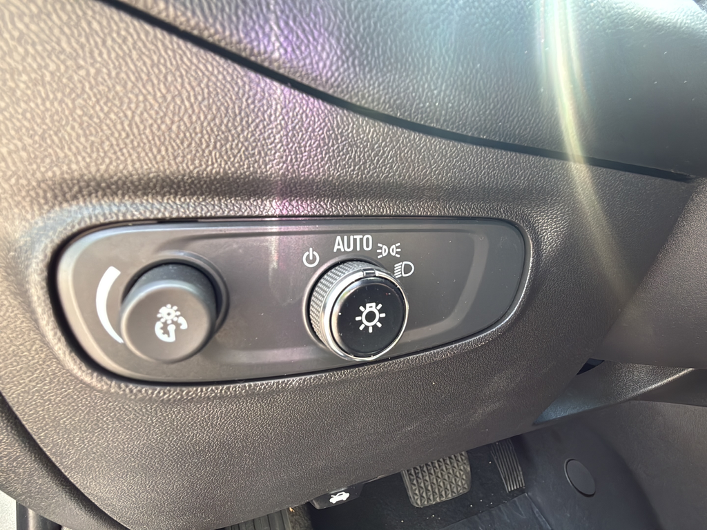 Used 2023 Gray Chevrolet LT image 12
