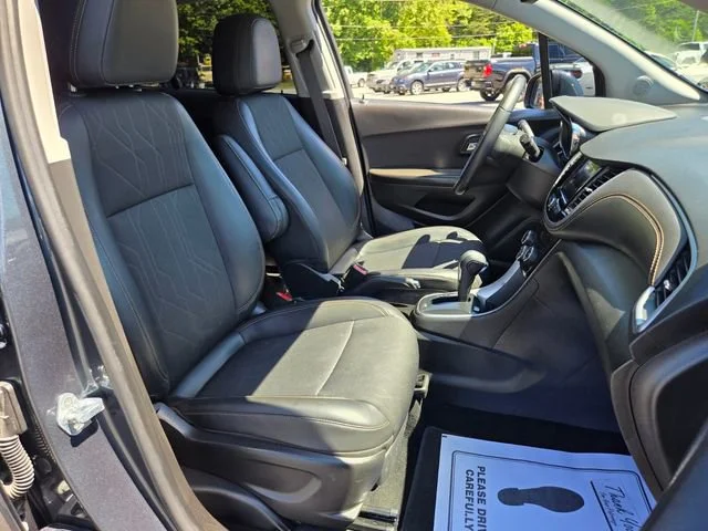 Used 2022 Shadow Gray Metallic Chevrolet LT image 21