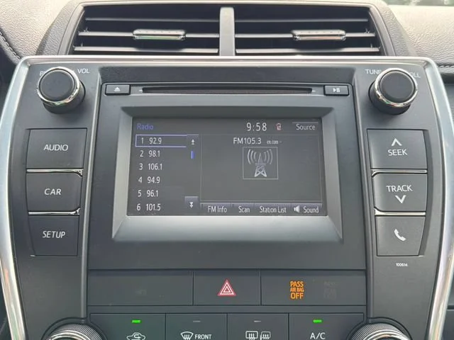 Used 2017 Black Toyota SE image 28