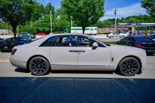 Used 2023 Tempest Grey Rolls-Royce Ghost Black Badge | Ultra-Rare Specification | Over $448,000 Ori image 5
