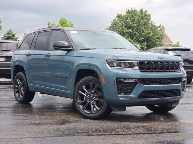 New 2026 Steel Blue Exterior Paint Jeep Limited Reserve image 3