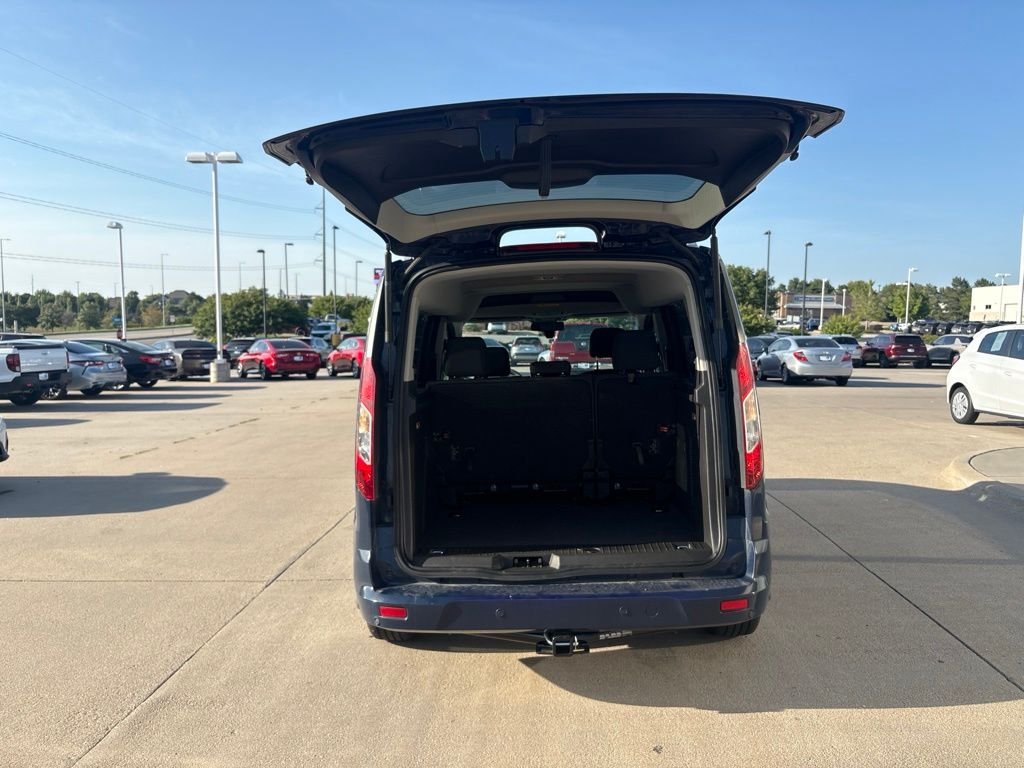Used 2017 Dark Blue Ford XLT image 34