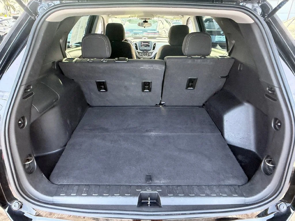 Used 2022 MOSAIC BLACK METALLIC Chevrolet LS image 15