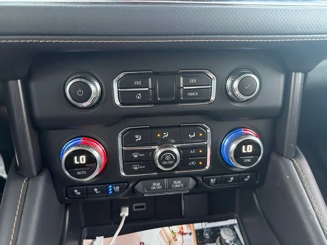 Used 2024 Black GMC AT4 image 17