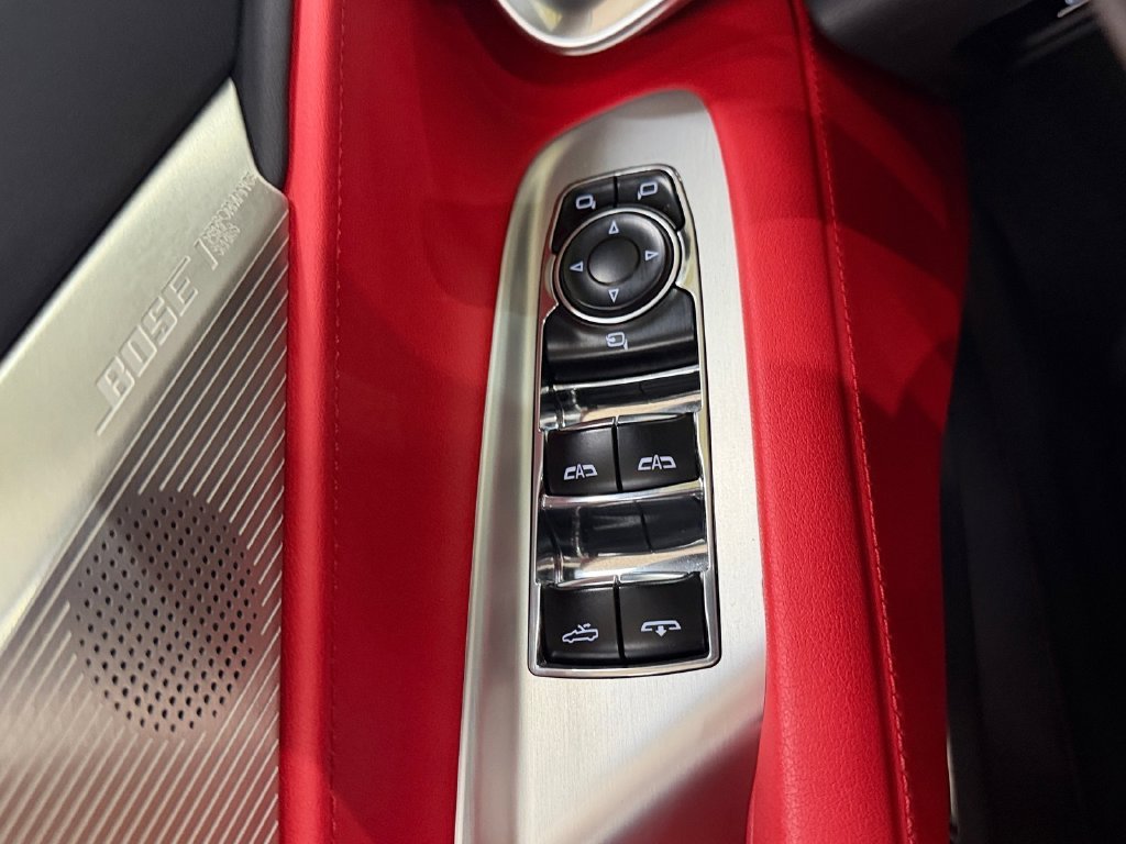 Used 2024 White Chevrolet Stingray image 30