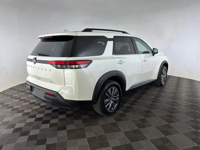 Used 2024 White Nissan SV image 5