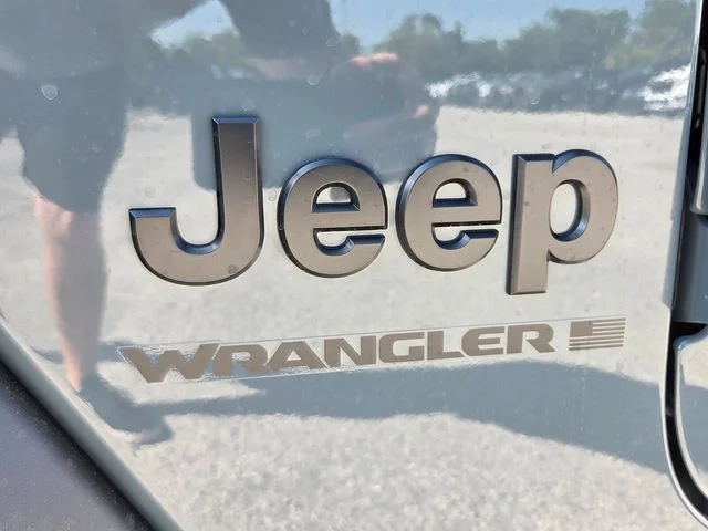 New 2026 Anvil Clear-Coat Exterior Paint Jeep Sport S image 11