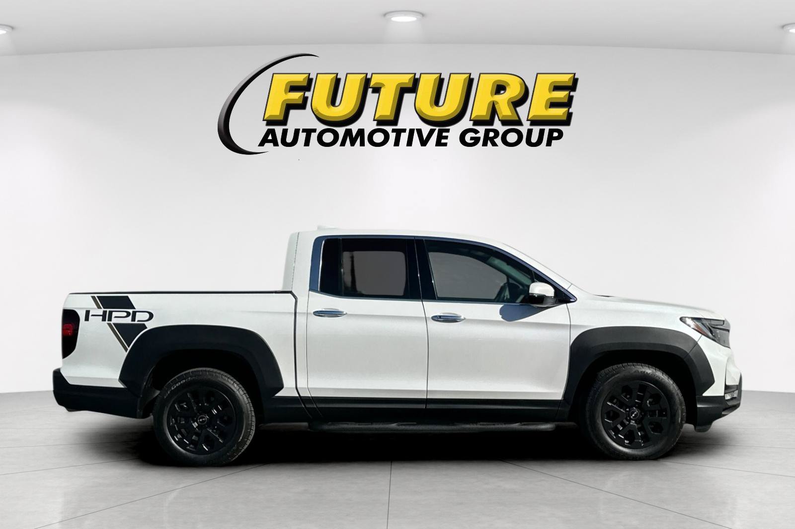 Used 2023 White Honda RTL-E image 3