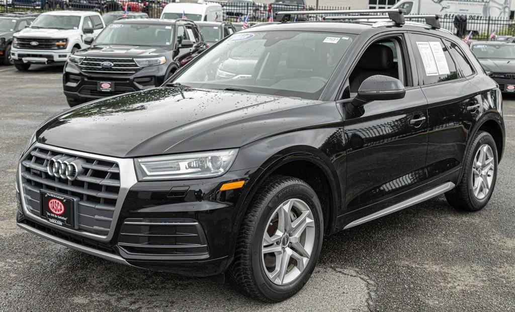 Used 2018  Audi 2.0T Premium image 2