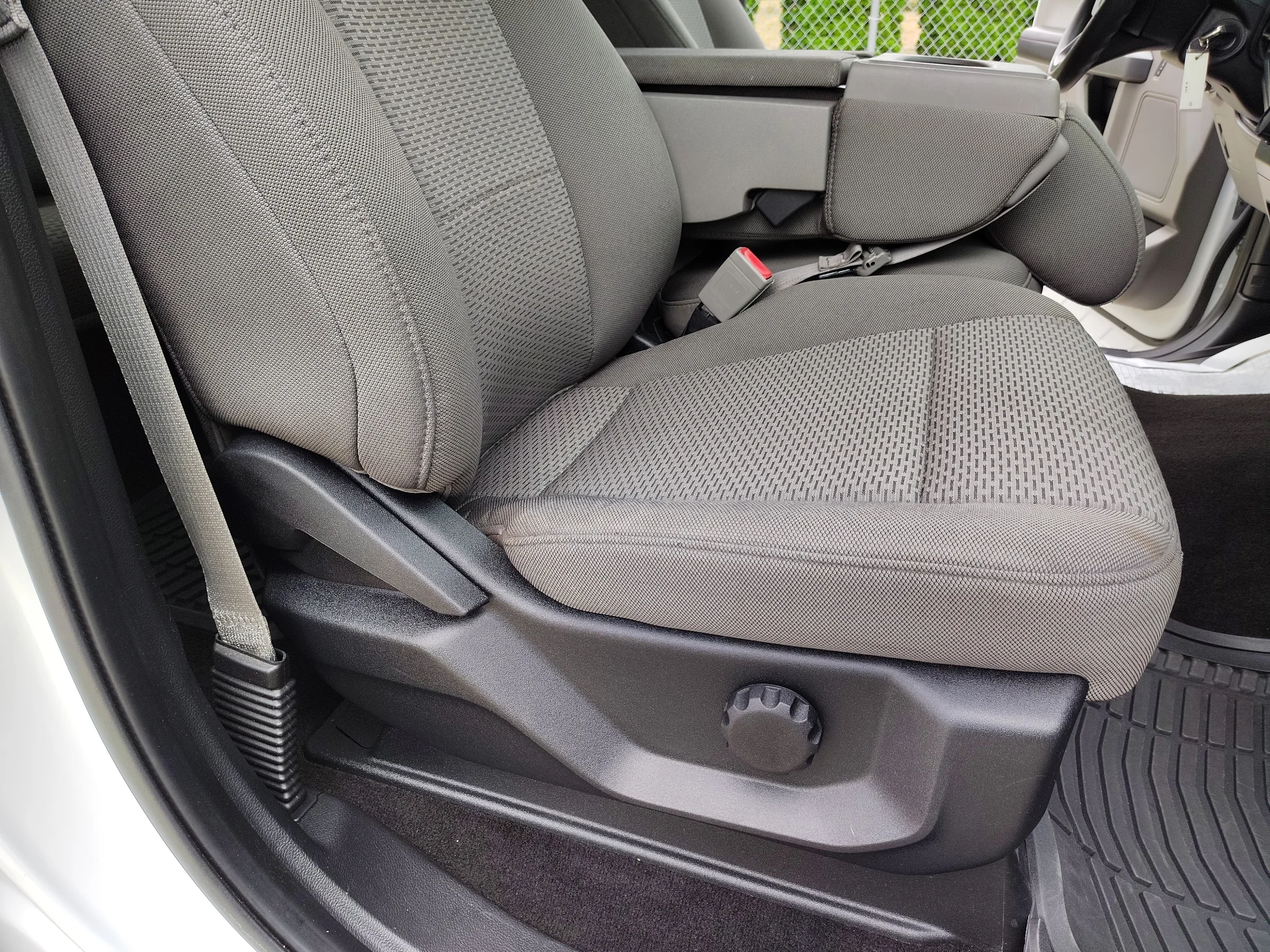 Used 2020 Oxford White Ford XLT image 14
