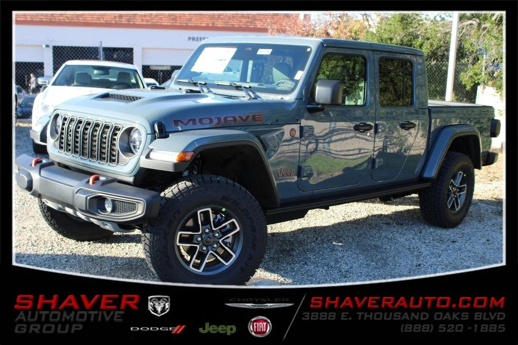 2026 Jeep Gladiator Mojave Auto's photo