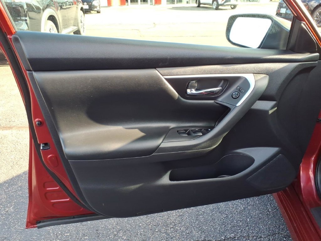 2016 Nissan Altima S - Photo 19