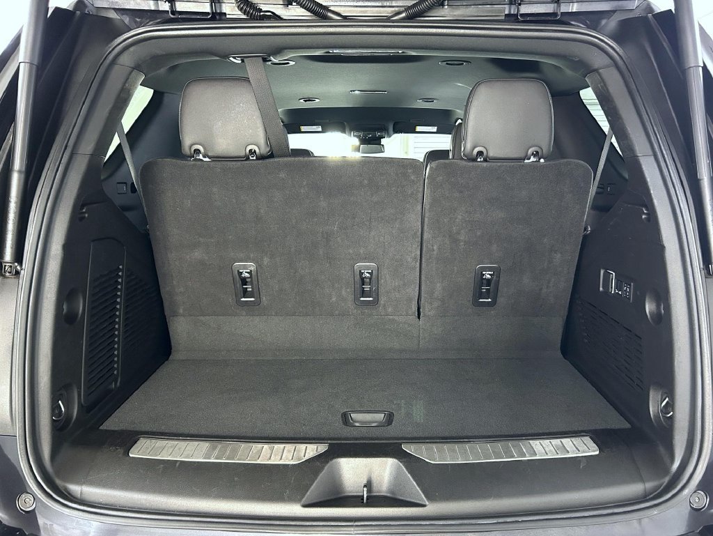 2025 Chevrolet Tahoe Premier - Photo 23